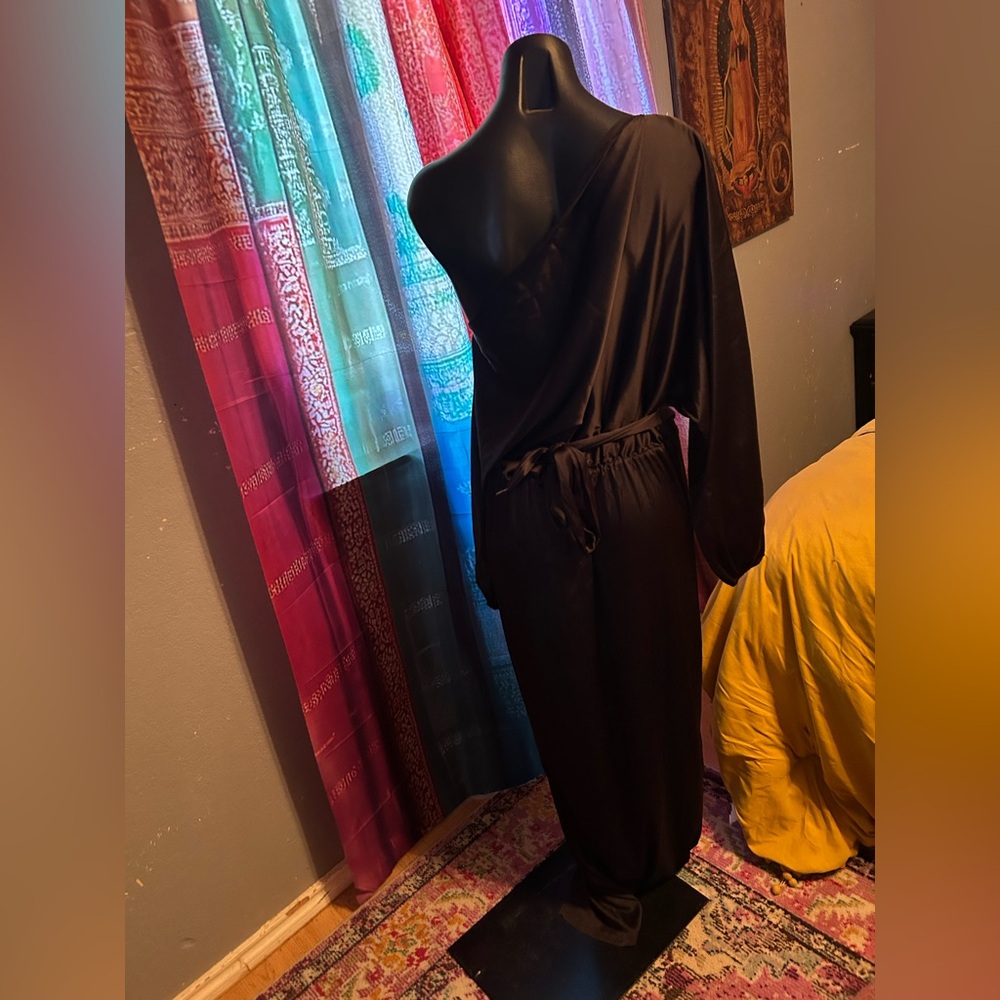 Black SHEIN dress split up the front off one shoulder very elegant